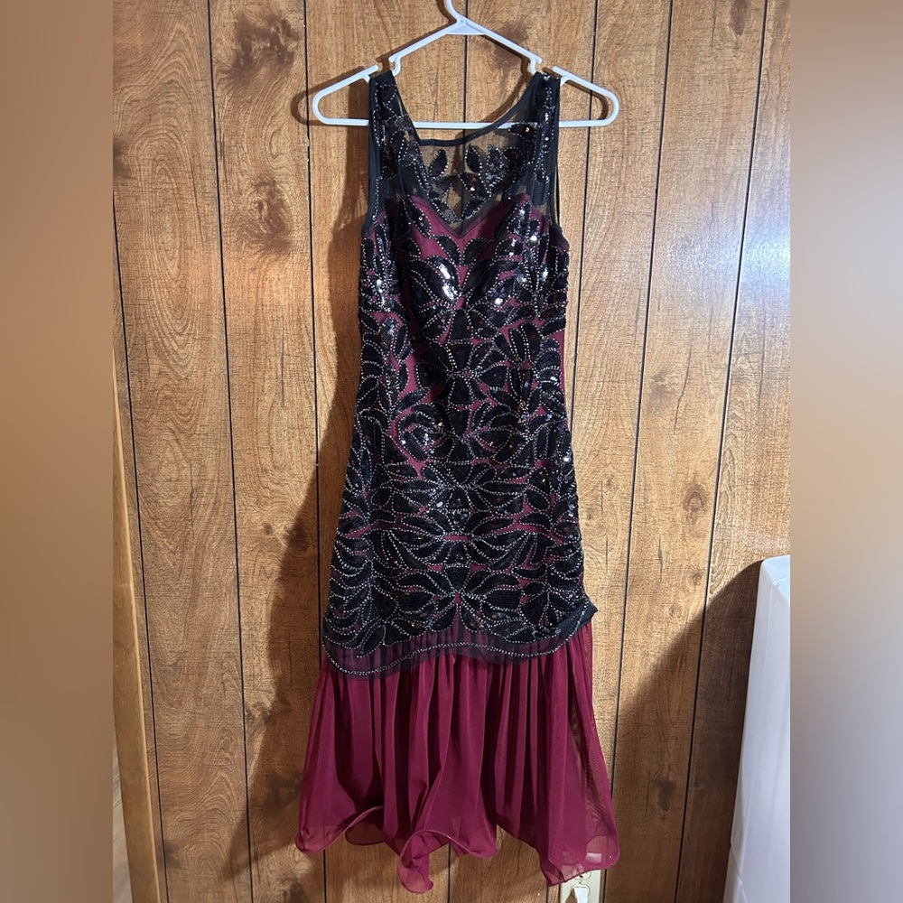 1920s Flapper Sequin Dress with Headpiece – Women’s Size S Gatsby Costume Set